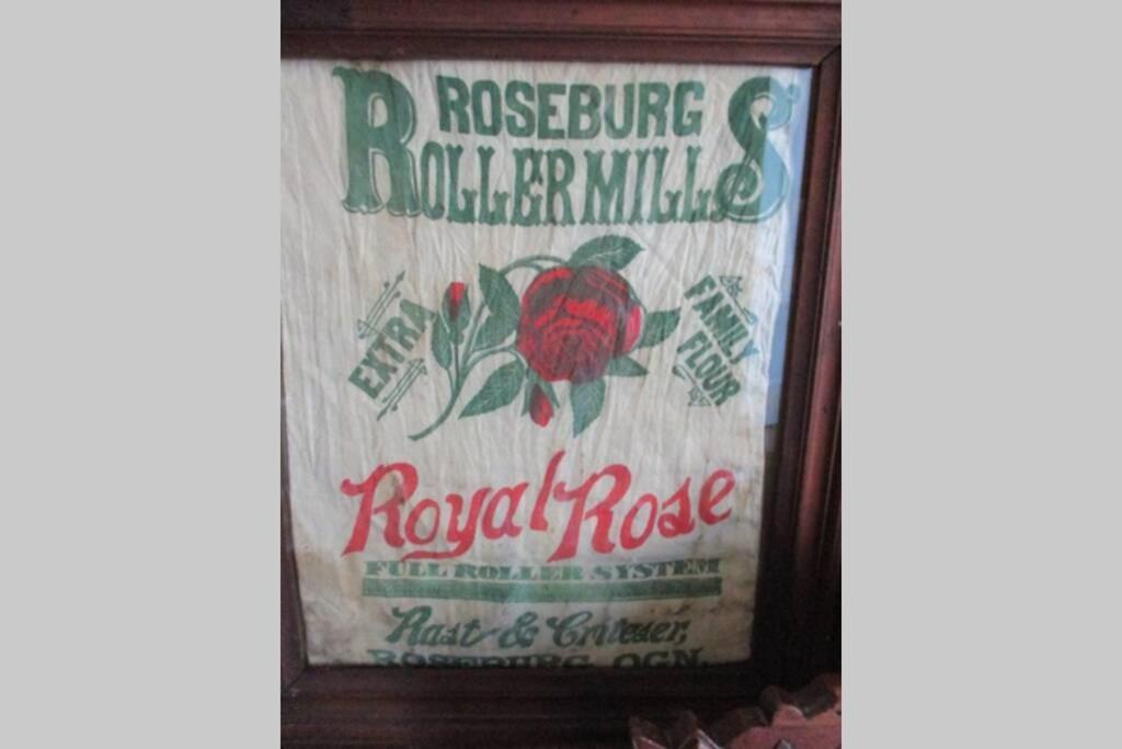 Hotel Historical John Rast House Circa 1875 Roseburg Esterno foto