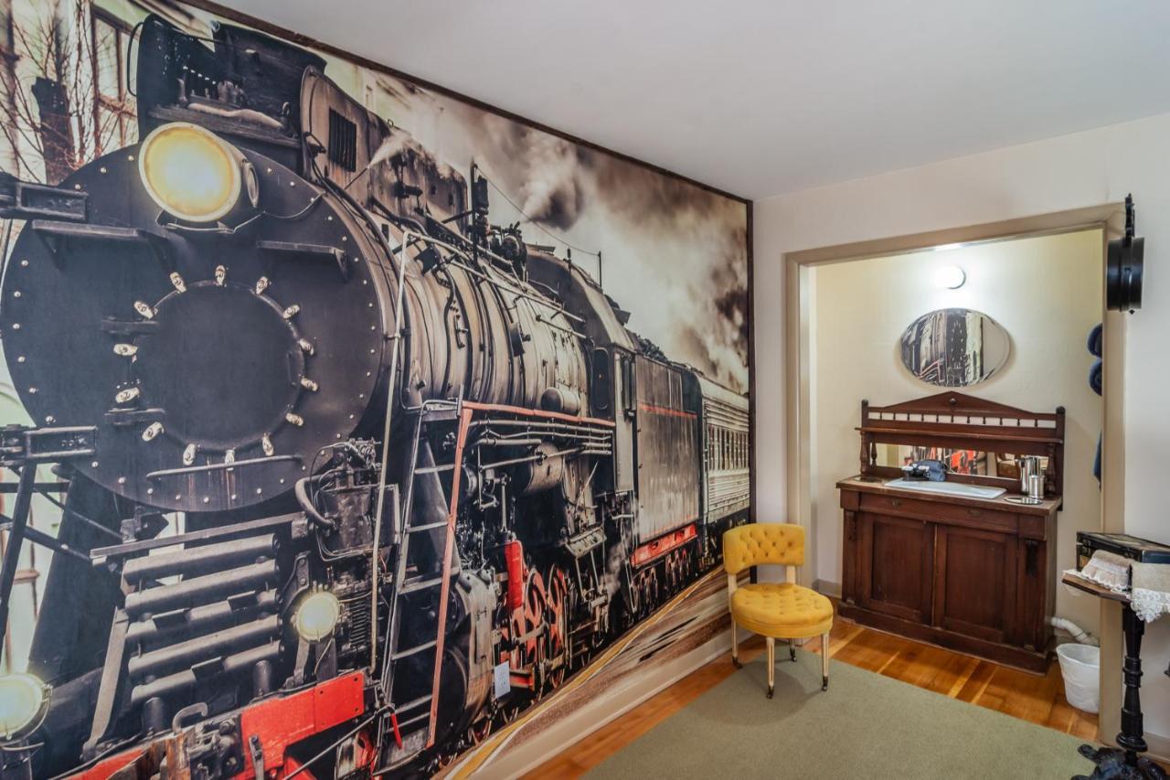 Hotel Historical John Rast House Circa 1875 Roseburg Esterno foto