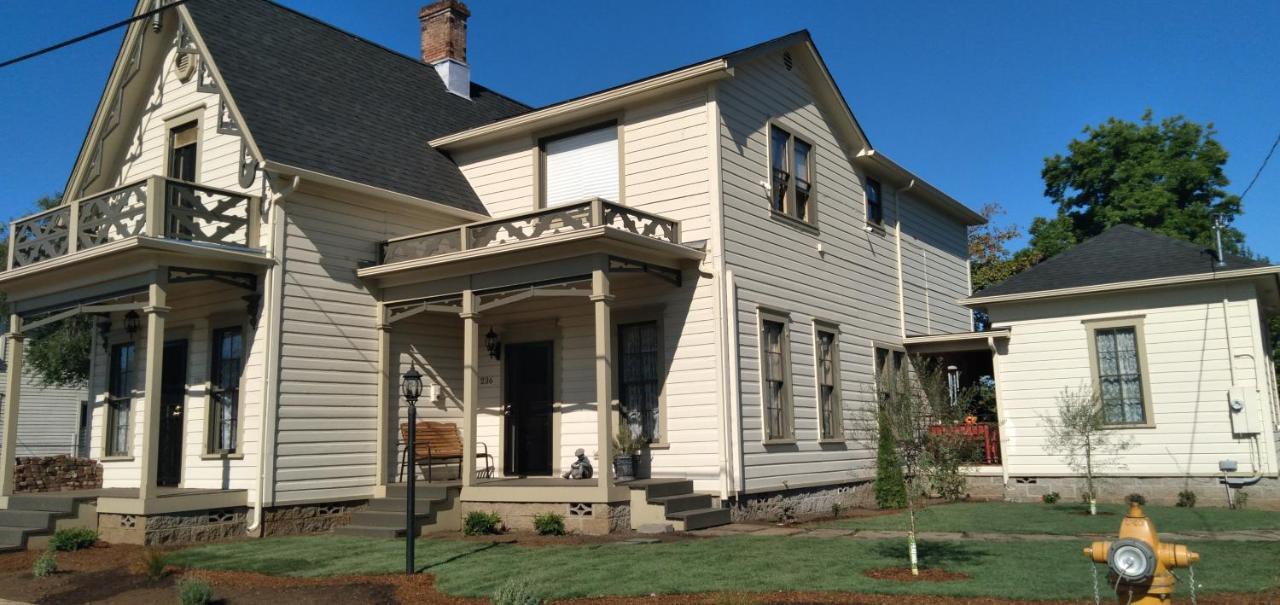Hotel Historical John Rast House Circa 1875 Roseburg Esterno foto